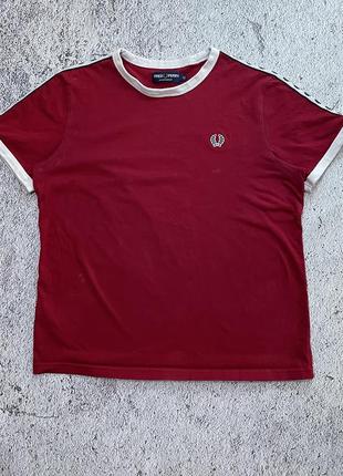 Fred perry футболка на ломпасах