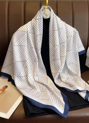 Сатинова велика жіноча шаль палантин шарф штучний шовк в графічний принт