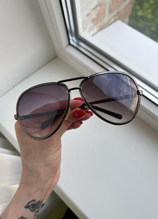 Солнцезащитные очки авиаторы