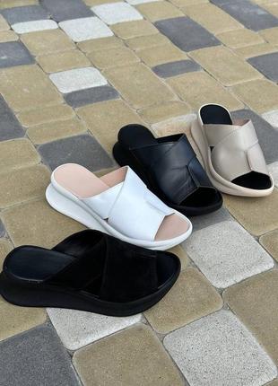 Шлепанцы кожаные женские черные