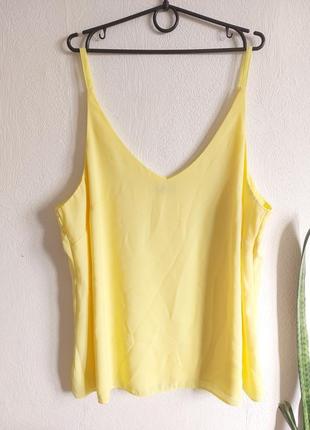 Гарна майка топ на тонких бретелях