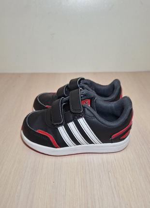 Кросівки adidas