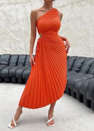 Сукня міді асиметрична з вирізом плісірована на одне плече плаття