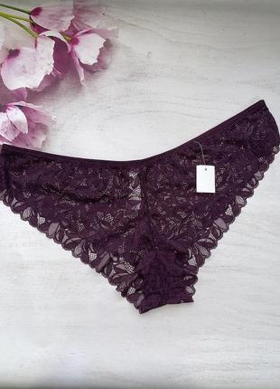 Кружевные трусики бразилианы