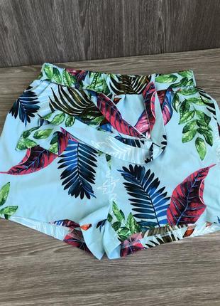 Красивые яркие краски шорты shein