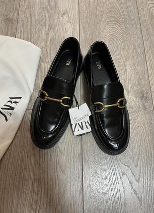 Лоферы zara