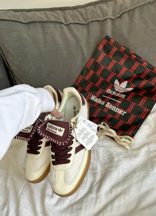 Трендовые женские кроссовки adidas samba x wales bonner pony cream bordo молочные10 фото