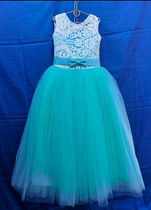 Сукня на випускний та святкові події, подовжена