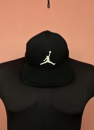 Jordan кепка мужская джордан бейсболка