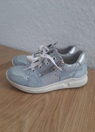 Кроссовки super fit (австрия).
размер 29 (ст.19 см)