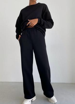 Невероятно красивый стильный базовый черный спортивный костюм от zara