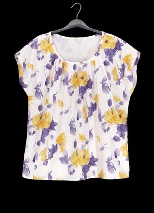 Блузка с цветами "с" свободного кроя. размер l.