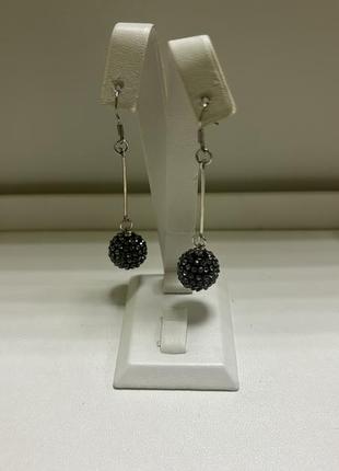 Сережки з кульками із кристалів сваровські чорного кольору