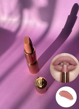 Charlotte tilbury pillow talk помада matte revolution lipstick у відтінку pillow talk