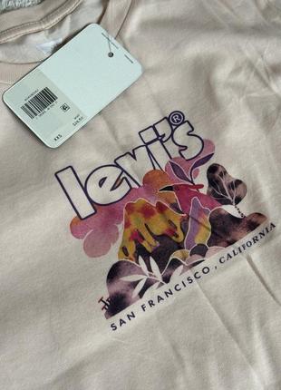 Новенька футболка levi's