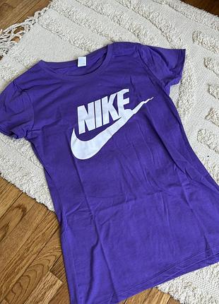 Новейшая футболка nike