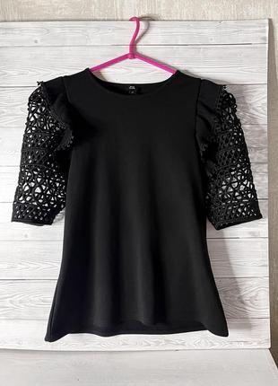 Жіноча чорна футболка river island розмір s-m, стильний топ, блузка з ажурними рукавами