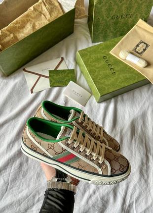 Классные женские кроссовки в стиле gucci sneakers tennis 1977 beige бежевые