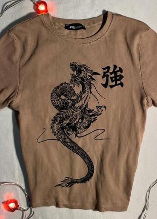 Топ в рубчик с драконом y2k