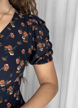 Сукня довга зі штапеля з короткими рукавами бавовняна з пишною спідницею  розкльошена бузкова бірюзова блакитна рожева бежева синя на запах5 фото