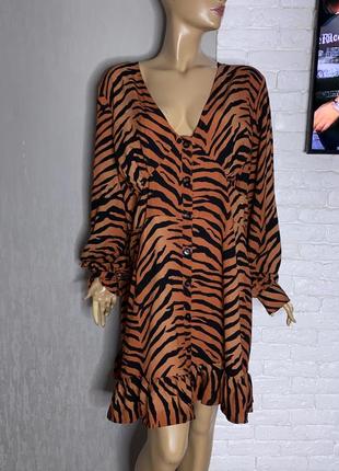 Платье миди на пуговицах в тигровый принт платья большого размера батал asos, xxxl 58р