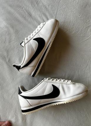 Nike cortez кросівки оригінал 36,5 -37 шкіра взуття жіночі1 фото