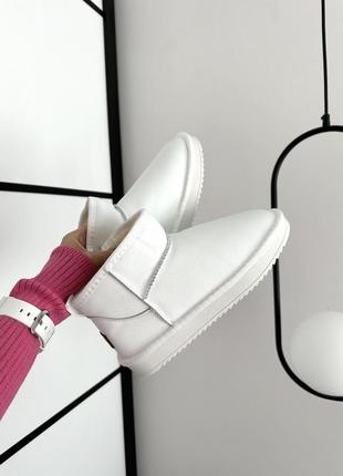 Зимові жіночі черевики ugg ultra mini white leather