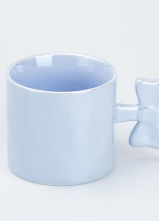 Чашка с ручкой в виде бантика керамическая 350 мл голубая `gr`