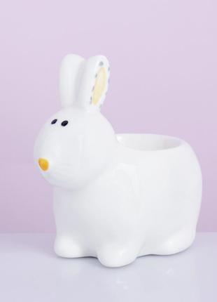 Подставка под яйцо керамичяская кролик белый пасхальный 6800 белая