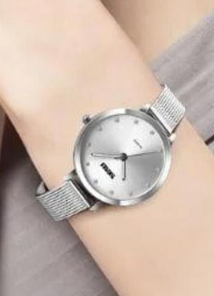 Жіночі наручні годинники круглі кварцові металевий браслет гарантія 6 місяців skmei angel