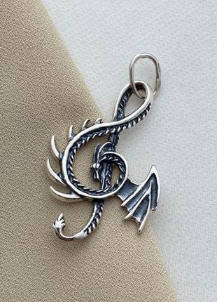 Підвіска срібна дракон у формі скрипкового ключа з чорнінням під шнур або ланцюжок
