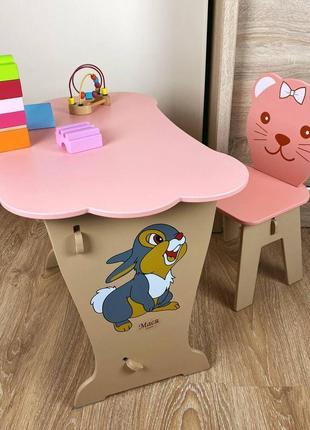 Набір стіл у вигляді хмарки та стул котик рожевого кольору