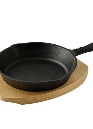 Сковорода чавунна з дерев'яною підставкою masterpro cook & share bgmp-3803-4 16 см чорна