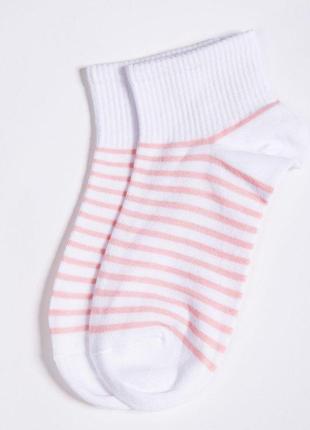 Жіночі шкарпетки білого кольору з узором 151r2846-1