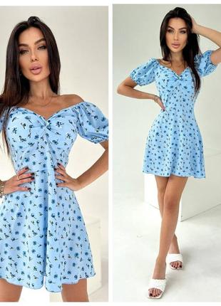 Женское мини-платье в цветочный принт