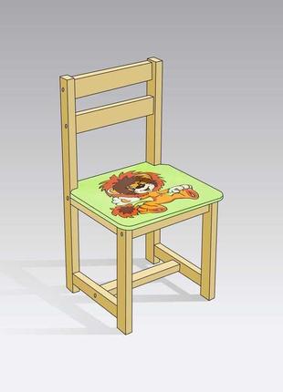 Детский зеленый стул "лев", размер 54х27см