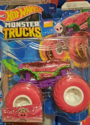 Hot wheels monster trucks 1:64 scale truck & 1 crushable car carbonator xxl hlr88 монстер трак карбонатор