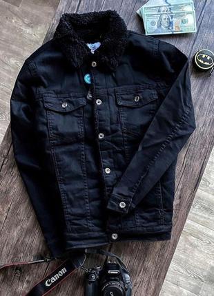 Джинсовая куртка на меху черная