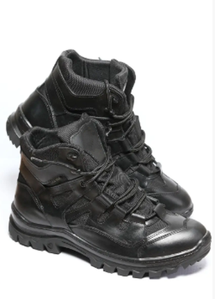 Черевики військові кросівки тактичні високі чорні демісезон 47 48 розмір