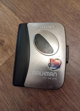 Плеер кассетный. sony walkman wm-ex116.
