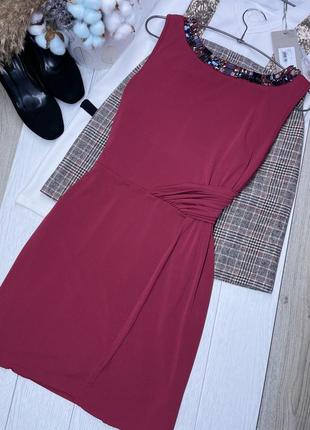 Красное вечернее платье платье а силуэта короткое платье с камушками