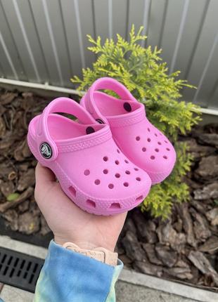 Crocs рожеві