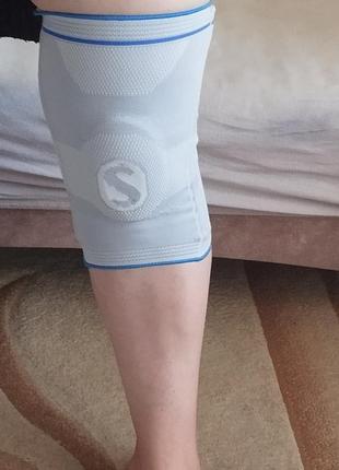 Бандаж для коленного сустава!