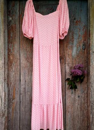 Розовое миди платье casual collection