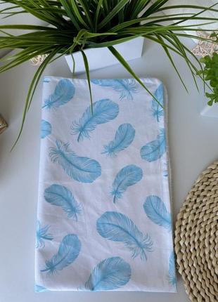 Пелёнка многоразовая непромокаемая голубые перышки 80х50 см columpio