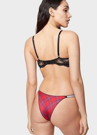 Трусики victoria's secret very sexy shine strap brazillian panty
