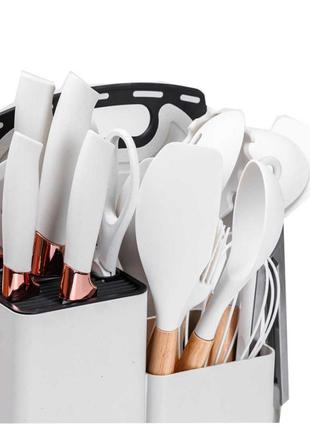 Набор кухонных принадлежностей на подставке 19 штук из силикона с бамбуковой ручкой, белый