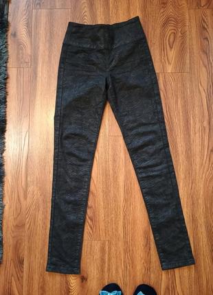 Стильные брендовые джинсы датского бренда pieces
