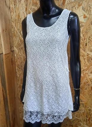 Женское ажурное мини-платье белое