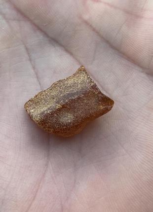 Янтарь необработанный камень  натуральный янтарь  19*13*9 мм